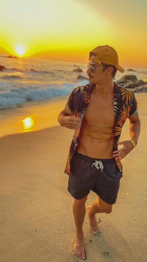 Leandro David Instagram - Everybody #trend #capcut