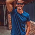 Leandro David Instagram - E olha quem resolveu aparecer no feed pra vcs de novo hahaha todo feliz usando @be_cava 🔥 SABADOOOOU, duvido vcs comentarem só emojis “AZUL 🔵” 📸: @lucasmirandaprod Housi