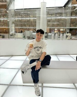 Lee Charles Instagram - 喝個咖啡收收心

%ARABICA