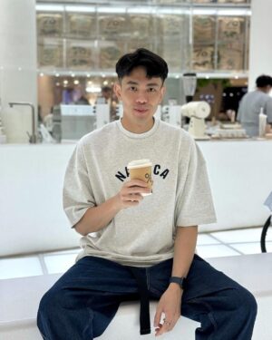 Lee Charles Instagram - 喝個咖啡收收心

%ARABICA
