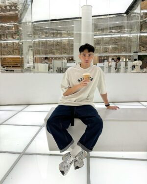 Lee Charles Instagram - 喝個咖啡收收心

%ARABICA
