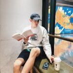Lee Charles Instagram – 平常沒事我就喜歡閱讀
？？？ 台北捷運 Metro Taipei