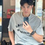 Lee Charles Instagram – 日常保養很重要
這次找了恩緹悠活時尚診所
@anti_tpe 來解決一些肌膚問題

為了不讓歲月痕跡留在臉上
不管是肌膚的小瑕疵或是惱人的動態紋在變成靜態紋前
我選擇Letybo保提拉肉毒來解決抬頭紋
以及PICOCARE皮秒蜂巢來改善斑點與毛孔等肌膚瑕疵😎

#恩緹悠活時尚診所
#Letybo保提拉肉毒
#肉毒桿菌 
#肉毒除皺 
#抬頭紋
#PICOCARE
#PICOCARE皮秒
#專業醫師不讓你眉壓眼 
#皮秒蜂巢

恩緹Line : @antitp
輸入【231017】專人回覆