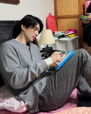 Lee Dong-wook Instagram - 어느 쇼핑몰 사장님의 쉬는 시간