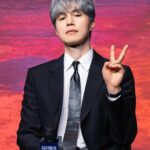 Lee Dong-wook Instagram – –
<킬러들의 쇼핑몰> 그랜드 오픈 D-day!
수상한 쇼핑몰의 사장님, 정진만을 지금 만나보세요🔫
–
포스트 보러 가기 
👉🏻 https://naver.me/FVBpQd9h
–
디즈니+ 오리지널 시리즈 <킬러들의 쇼핑몰>
지금 스트리밍 중 🛒
–
#이동욱 #LeeDongWook #李栋旭 #욱스타그램
#킬러들의쇼핑몰 #AShopforKillers #정진만