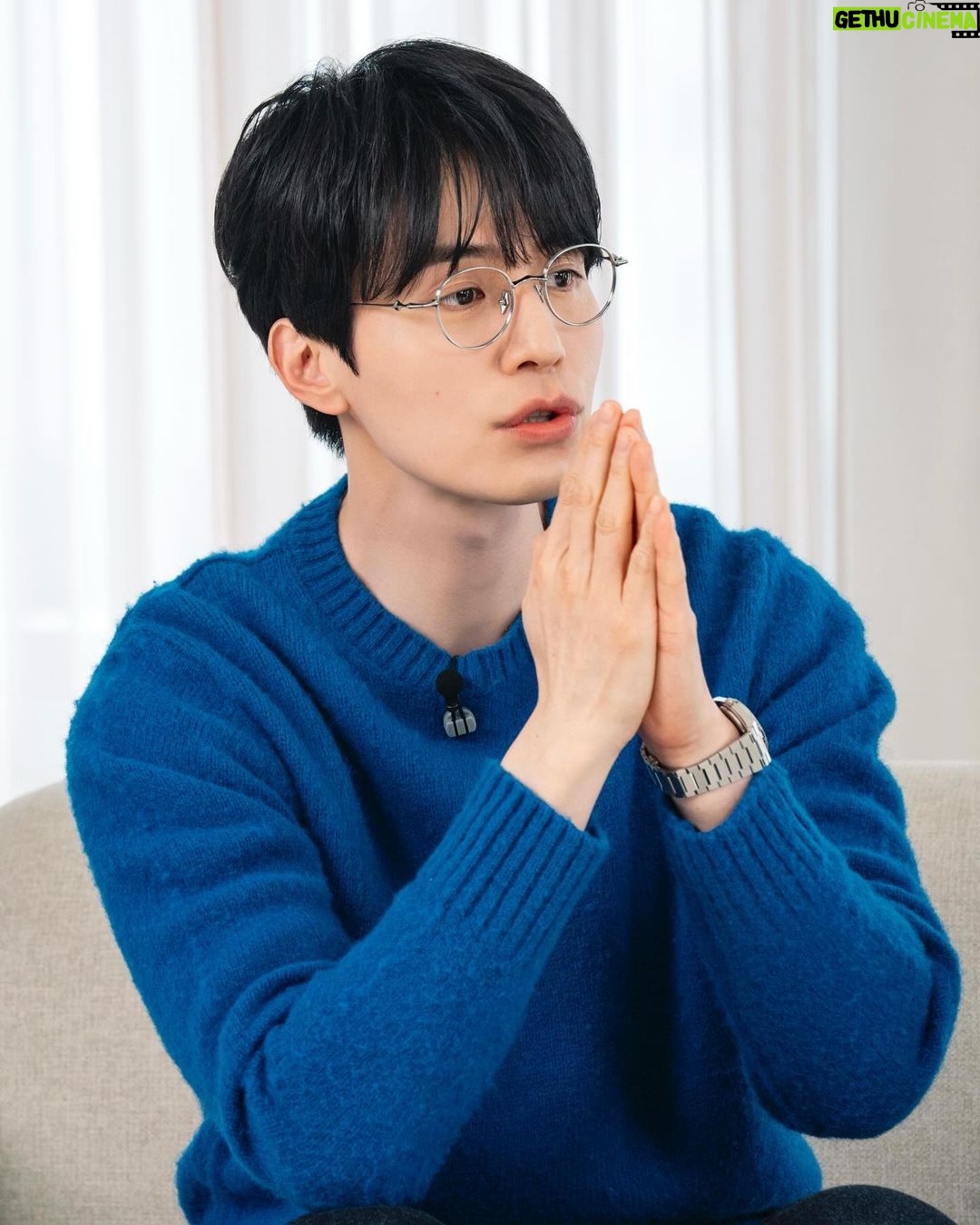 Lee Dong-wook Instagram - - 올림픽™프렌즈 동욱 배우의 곧메달 상담소🧐 오늘도 활짝 열려있습니다🙌🏻 청소년 국가대표 선수들을 향한 동욱 배우의 따뜻한 응원부터 김연경 선수+뭉초와의 케미까지 보다 보니 더욱 기다려지는 ‘2024 강원 동계청소년올림픽’💙 ⛸️ 2024 강원 동계청소년올림픽 🏂 2024.01.19~02.01 - #이동욱 #LeeDongWook #李栋旭 #욱스타그램 #2024강원동계청소년올림픽 #GANGWON2024 #YouthOlympics #올림픽프렌즈