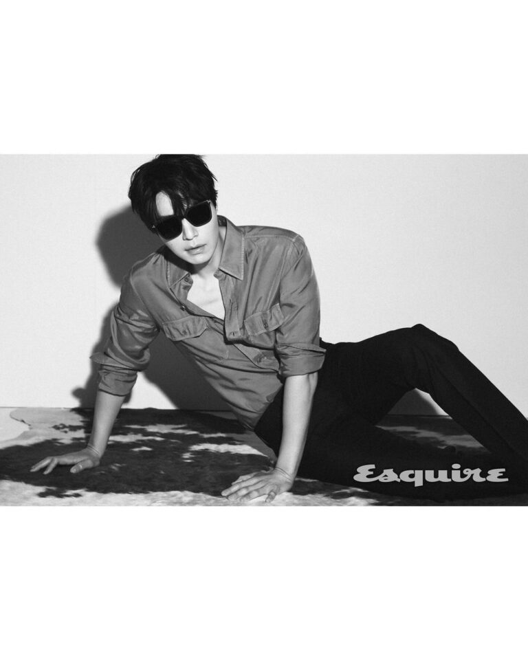Lee Dong-wook Instagram - - #에스콰이어 #ESQUIREKOREA #톰포드 #톰포드아이웨어 #TOMFORD #TOMFORDEYEWEAR