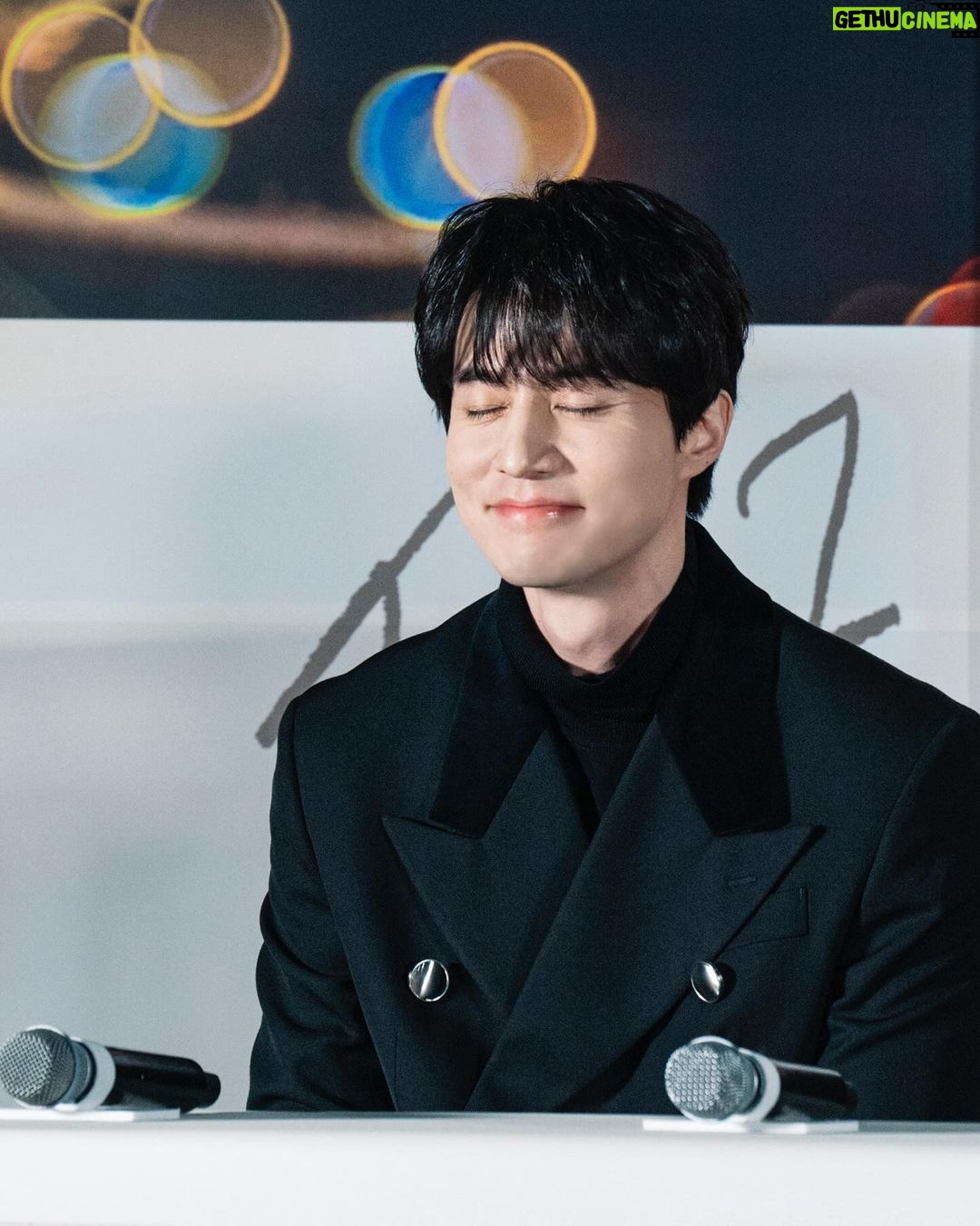 Lee Dong-wook Instagram - - 동욱 배우의 영화 과 함께 따뜻하고 설렘 가득한 연말 보내게 해주세요🙏🏻 - 포스트 보러 가기 👉🏻 https://naver.me/xui44wPX - 🎬 영화 11월 29일 극장 개봉 ✔️ - #이동욱 #LeeDongWook #李栋旭 #욱스타그램 #싱글인서울 #SingleinSeoul #영호