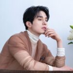Lee Dong-wook Instagram – –
이동욱 작가님의 <싱글 인 서울> 출판기념회에
여러분을 모십니다

✔️일시: 11월 29일(수)부터 ~
✔️장소: 전국 극장🎞️ 그리고 포스트✍🏻
–
포스트 보러 가기 
👉🏻 https://naver.me/GEIK5JC0
–
🎬 영화 <싱글 인 서울> 절찬 상영 중
–
#이동욱 #LeeDongWook #李栋旭 #욱스타그램
#싱글인서울 #SingleinSeoul #영호
#보그코리아 #VOGUEKOREA