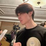 Lee Dong-wook Instagram - 아직 몇발 남았다 데헷😉
