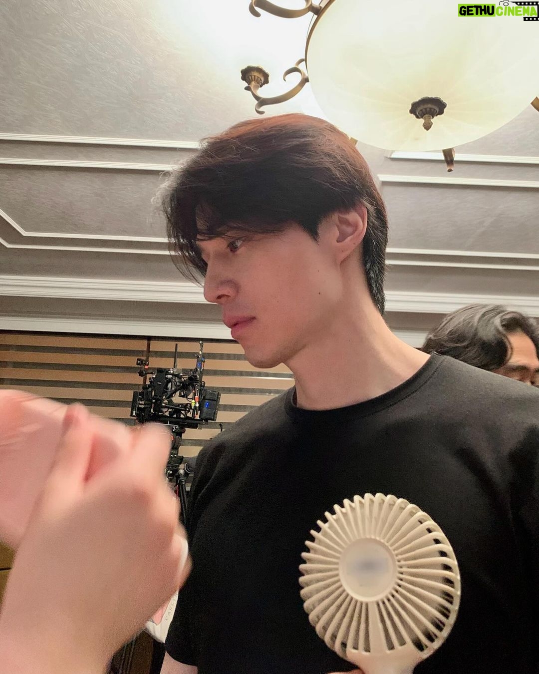 Lee Dong-wook - 1.6 Million Likes - 아직 몇발 남았다 데헷😉
