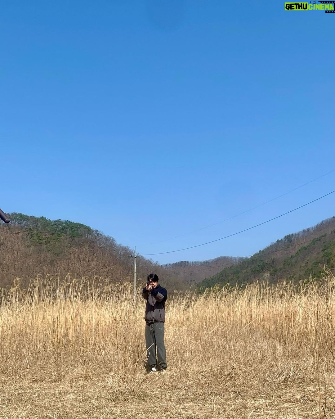 Lee Dong-wook - 1.9 Million Likes - 새해 복 많이 받으세요 즐거운 설 보내시길