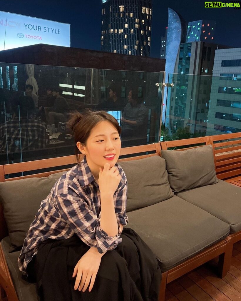 Lee Eun-jae Instagram - 행복이 가득한 이곳