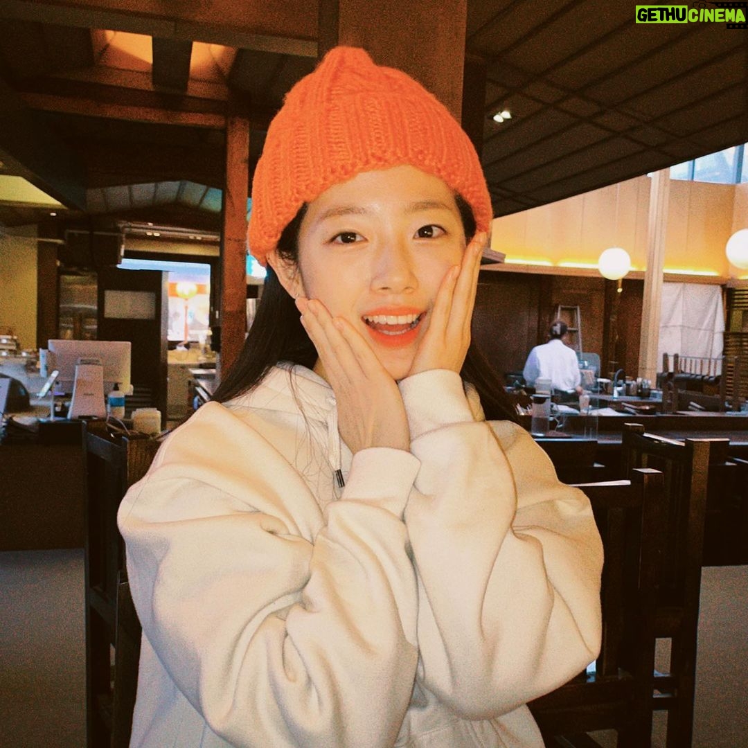 Lee Eun-jae - 23.8K Likes -