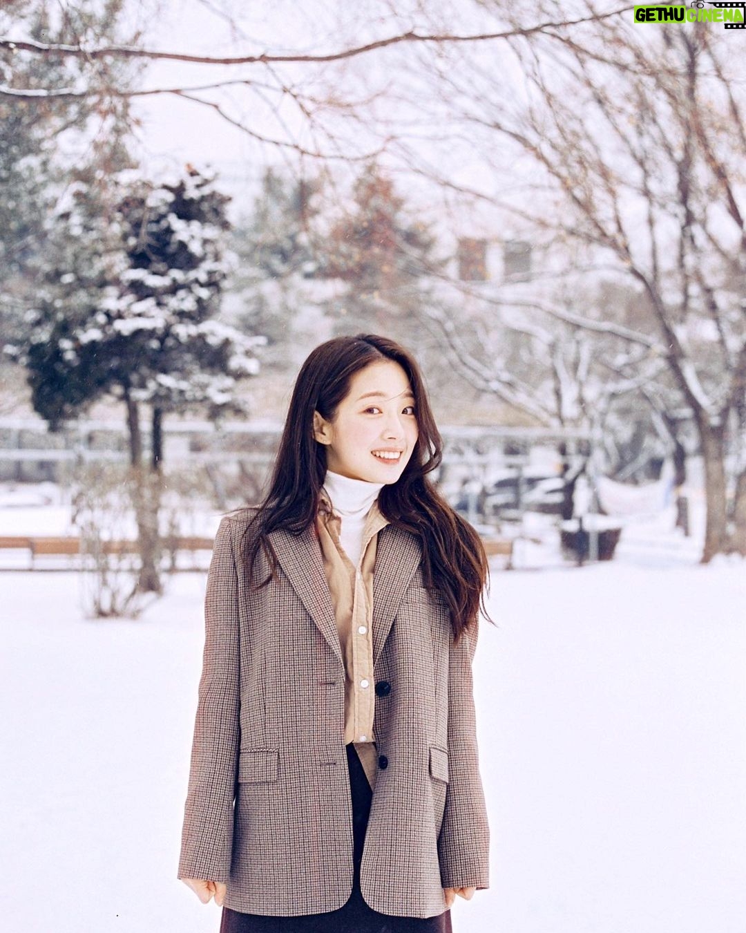 Lee Eun-jae - 30K Likes - ☃️❄️☃️🌨🐮