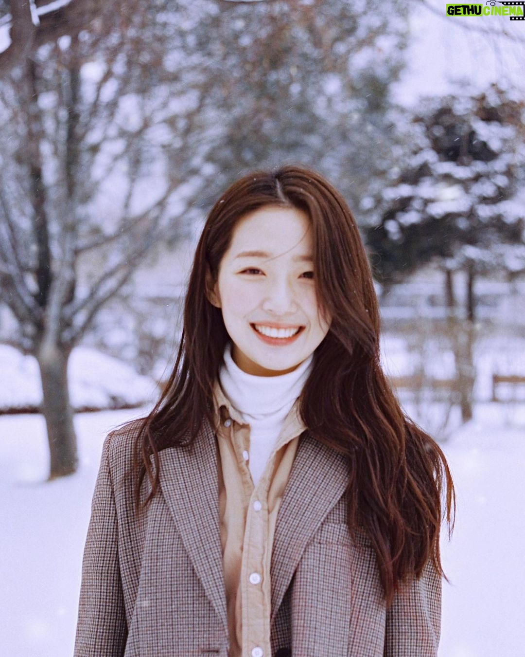 Lee Eun-jae - 30K Likes - ☃️❄️☃️🌨🐮
