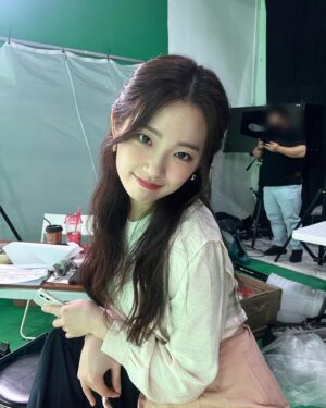 Lee Eun-jae Instagram - 💛🤍💙