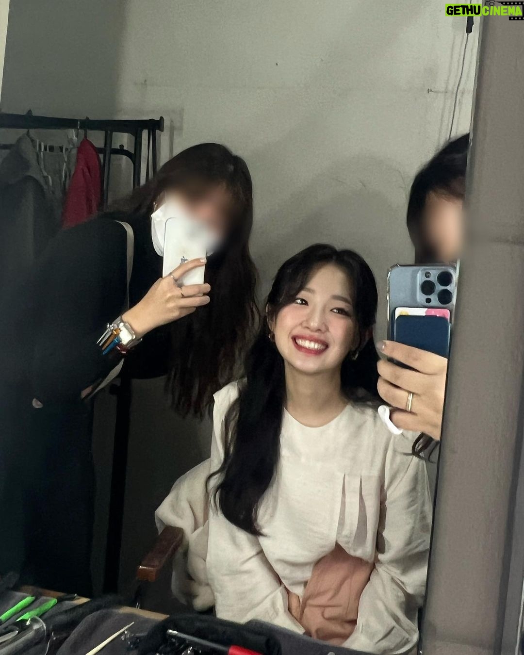 Lee Eun-jae - 36.4K Likes - 쌤들과 실짱님이 날 예쁘게 만들어주셔따💗☺️🌈