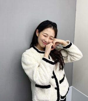Lee Eun-jae Instagram - ❤️메리메리크리스마쓰에여🎄❤️🧑🏻‍🎄