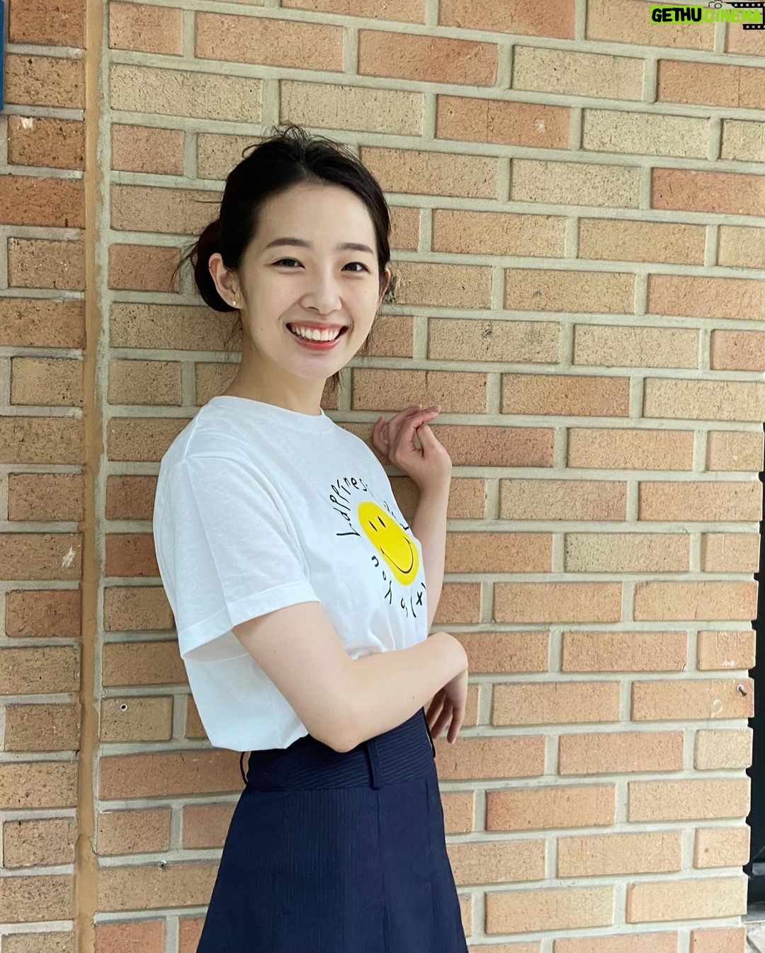 Lee Eun-jae - 23K Likes - 🙂☔️💦🌧