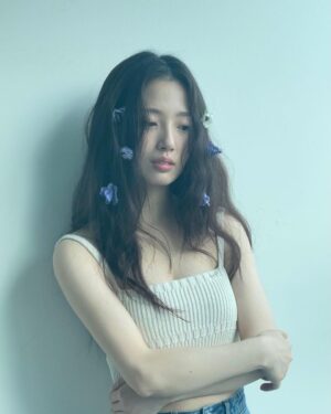 Lee Eun-jae Instagram - 🌷🌷🌺