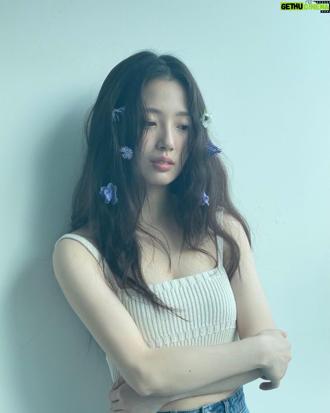 Lee Eun-jae - 38.2K Likes - 🌷🌷🌺