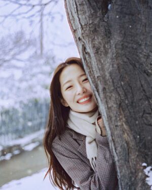 Lee Eun-jae Instagram - ☃️❄️☃️🌨🐮