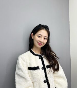 Lee Eun-jae Instagram - ❤️메리메리크리스마쓰에여🎄❤️🧑🏻‍🎄