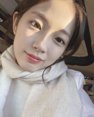 Lee Eun-jae Instagram - 엄청 춥네용..👼🏻