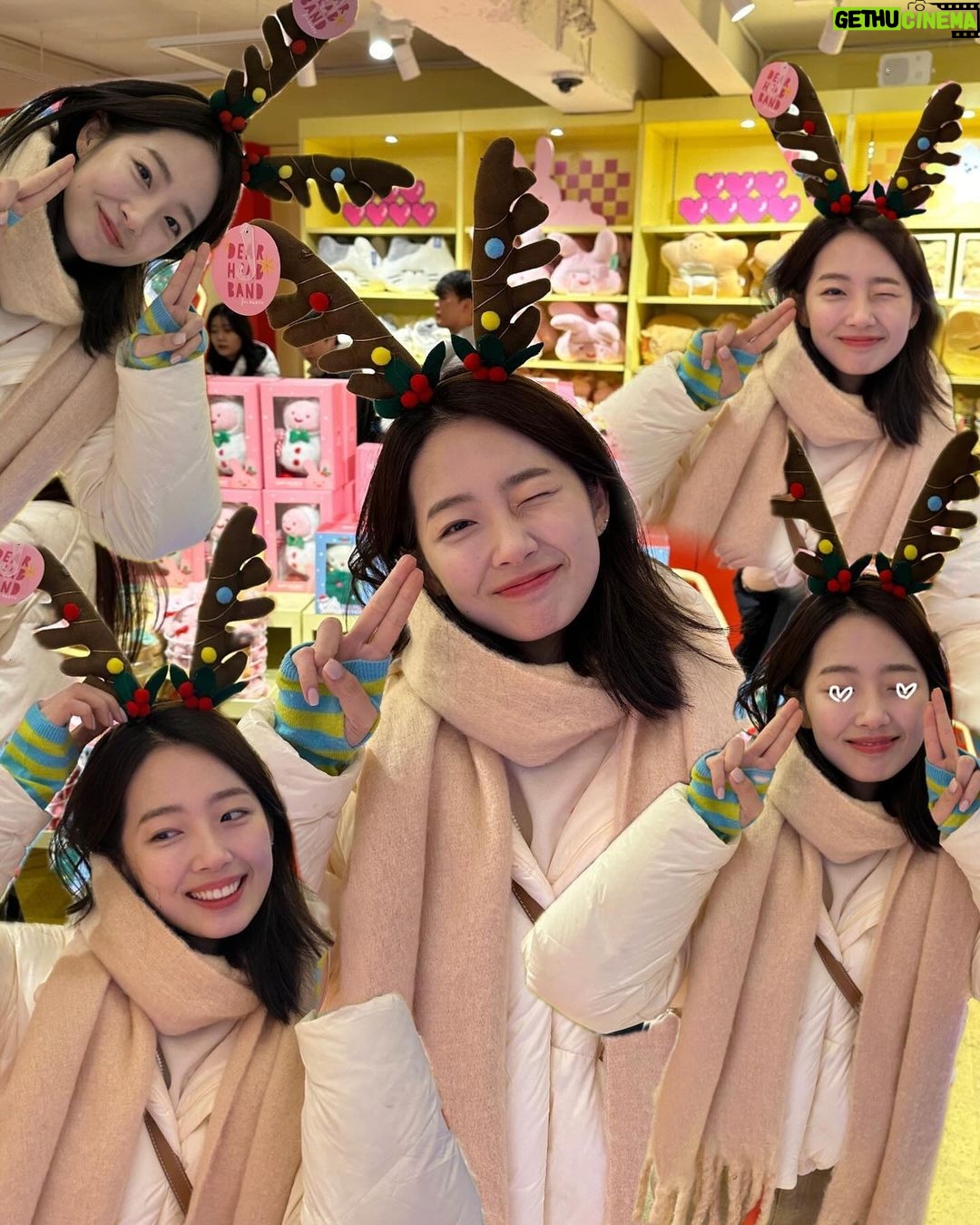 Lee Eun-jae Instagram - λΆμ λΆμ΄!!!π¦π¦ #OUTDOORRESEARCH
