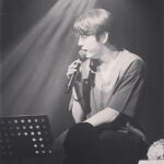 Lee Geon Instagram - 안녕하세요~ 이우입니다. 2018.10.27일 ~ 2023.10.27 오늘이 발라드를 부른 지 5년째 되는 날이네요 그전 활동까지 하면 가수가 된지 가득 채워 9년이 된 것 같아요.. 아직 할 것들이 많은데 9년이 흘렀다니 신기할 따름입니다 여전히 노래하는 게 재밌고 곡 만드는 것도 재밌고 그래요.. 앞으로 얼마나 더 할지 알 수는 없지만 계속 사랑해 주시고 응원해 주시면 평생 노래해 보도록 할게요 사진은 활동하면서 이모저모 해봤습니다ㅎㅎ 그리고 곧 좋은 소식도 가져올 테니 기다려주세요☺