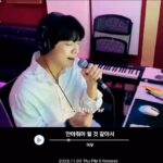 Lee Geon Instagram - 2023 . 11 . 9 오후 18 : 00 이우 - 안아줘야 될 것 같아서