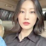 Lee Hyun-yi Instagram - 머리가 약간 길어서 중단발에 컬을 넣으면… 자꾸 생각나는 분…