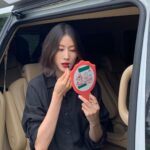 Lee Hyun-yi Instagram - 머리가 약간 길어서 중단발에 컬을 넣으면… 자꾸 생각나는 분…