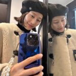 Lee Hyun-yi Instagram - 단발머리하고나서 베레모 쓸 때마다 생각나는 인물… #파콰드 #슈렉영주 #베레모
