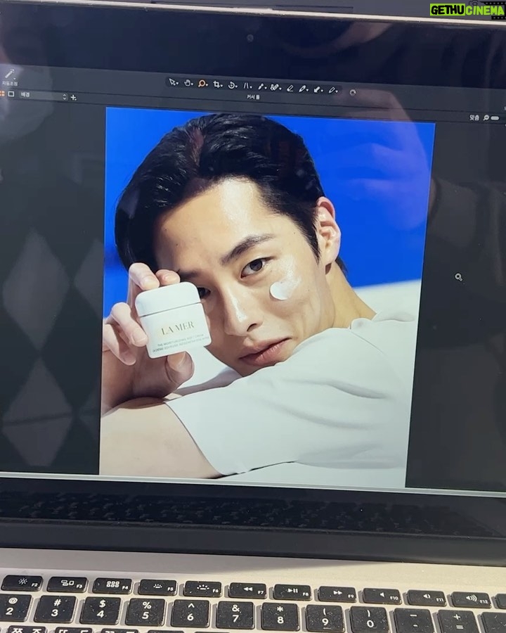 Lee Jae-wook Instagram - 라메르💚 @lamer.korea #NEW모이스춰라이징소프트크림 #안티에이징소프트크림 #LaMerSoftCream