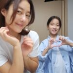 Lee Ji-hyun Instagram - 굿밤이요🌛🌛🌛 주께서 내 마음에 두신 기쁨은 그들의 곡식과 새 포도주가 풍성할 때보다 더하니이다 내가 평안히 눕고 자기도 하리니 나를 안전히 살게 하시는 이는 오직 여호와이시니이다