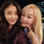 Lee Ji-hyun Instagram - 4인용식탁!!! 너무너무 부러운 압구정의 빌딩 건물주 이자 거미집 영화로 칸에 다녀오신 칸의 퀸👑👑👑👑 박정수선배님의 절친으로 다녀왔어요 어디서도 들을 수 없는 어른들의 찐토크와 인생조언 필요하신 분들 꼭 시청하세요😁 웃고 울고 배우고 너무너무 소중한 시간이였답니다😁😁 너희가 나를 택한 것이 아니라 내가 너희를 택하여 세운 것이다 그것은 너희가 가서 열매를 맺어 그 열매가 언제나 남아 있게 하려는 것이다 그리하여 너희가 내 이름으로 아버지께 구하는것은 무엇이든지 다 받게 하려는 것이다(요한복음15;16) #4인용식탁#채널A#8시10분#방송#거미집