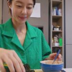 Lee Ji-hyun Instagram – 30년 전통!!! 괜히 30년이란 세월을 굳건히 버텨온게
아니겠죠^^ 영양만점에 간편한 반찬!!!!
집에 365일 없어서는 아니될 존재에요!!!

♦️신안 / 목포 앞바다는 남해와 서해가 만나는
교차 해역에 위치한 지역으로
난류와 한류가 교차해 적조가 발생하지 않는
남해안 청정해역입니다.
대체불가! 우리나라 최적의 곱창김 양식지 입니다!
곱창김(잇바디돌김)은 매년 10월말 부터 11월 중순,
약 20일 동안만 소량생산되는 귀한 김으로
김 엽채가 꼬불꼬불한 곱창을 닮아 곱창김이라고 불립니다.
곱창김은 맛과 향이 독특하고 고소하며
엽체가 두꺼워 식감이 뛰어나고 뒷맛은 달달합니다.

♦️소량 생산되는 귀한 곱창김!!!
꼭 맛보시길 권하고 귀한 김이라 선물용으로도 너무 좋아요😍

♦️30년 전통을 이어온 내가족을 위한 건강한 먹거리 “말린아이 김”

1991년부터 30년여간 고객에게 고품질의 제품을 제공하기위해 최선을다하는 창우상회의 말린아이 김 

한국인의 대표 반찬 “김”
김은 비타민과 무기질, 미네랄을 골고루 갖출 뿐만 아니라 단백질이 많이 함유되어있는 고단백 식품입니다.

마른김 5장 = 달걀1개 수준의 단백질 함유
중량당 칼슘 함유량 = 분유와 비슷한 수준
김 100g = 양배추의 16배, 귤의 30배 식이섬유 함유

말린아이 조미/무조미김은 無사카린나트륨으로 안심하고 드실 수 있습니다

영양이 풍부하고 짜지않아 아이들과 같이 먹기 좋고
안전사고방지를 위해 방습제를 사용하지 않습니다.

말린아이 조미김
조미전장김 (국산) / 20g
최상급 서천 재래김

말린아이 무조미김
무조미전장김 (국산) / 15g
신안/목포 앞바다 곱창김

♦️당일배송이에요 
♦️구매는 프로필에 링크로 들어오세요
