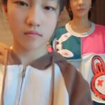 Lee Ji-hyun Instagram – 요즘 유행이래요😁

#은행플러팅#music #dance #viral#reels #instareels #family