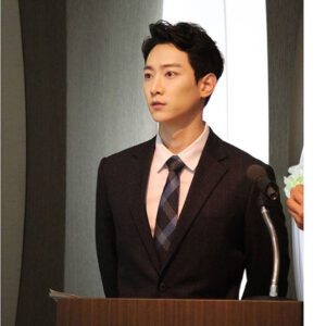 Lee Jung-hyuk Instagram - #MBC #밥상차리는남자 #밥차남
많은 분량을 책임지고있지는않지만 열심히 촬영중입니다.많이 봐주세요👍🏻
사진 멋지게 찍어준 우리 미스틱 홍보팀 땡큐❤️