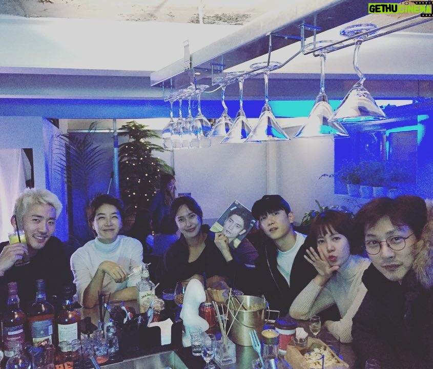 Lee Jung-hyuk Instagram - 드라마#열애 이후로 3년 넘게.. 이렇게 뭉치기 힘든데..좋은사람들! 촬영때문에 못온 가장핫한 성훈이형도! #심지호#진서연#최윤영#김윤서#강서준 그리고 #성훈