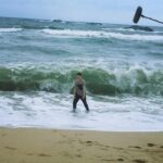 Lee Jung-hyuk Instagram - 파도에 먹힘..#촬영중🎬