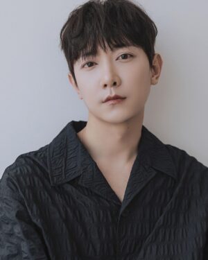 Lee Jung-hyuk Instagram - 미스틱스토리
@mysticstory.official
@gayeongkim_