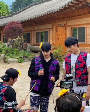 Lee Jung-hyuk Instagram - 데이투 데이투 첫데이투🎵🎶
#유튜브 #youtube #성훈데이투 #조한선 #성훈
이런거 처음이라 뭐하고 왔는지 잘모르겠지만;;형들 만나고 와서 좋았었던!