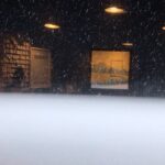 Lee Oi-soo Instagram - 안녕들 하십니까. 사람이 몹시 그리울 뿐 저는 아직 별고 없습니다.