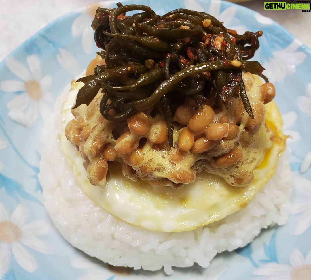 Lee Sang-min - 7K Likes - 맛저하세요^^ 간단혼밥 #즉석밥 #낫또 #반숙 #톳무침 #끝