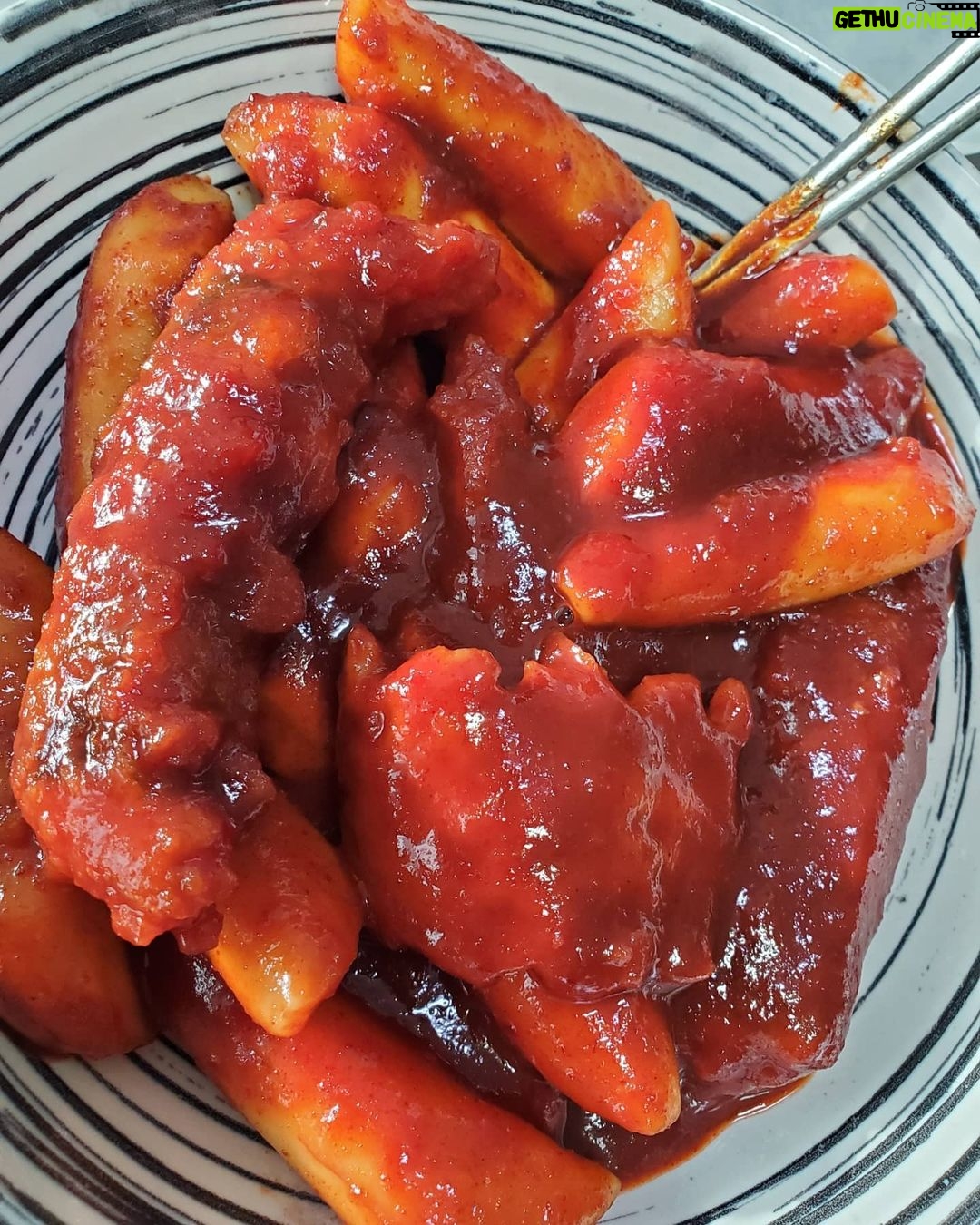 Lee Sang-min - 8.7K Likes - 맛저 하세욥^^ 오늘도 수고하셨습니다 ^^ 떡볶이 순대 먹고 찡하구 놀기~