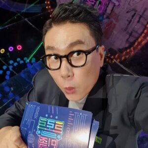 Lee Sang-min Instagram - 트로트의민족! 설특집!! 아뵤오~~~ 2월11일 12일 탁형팀과 매치! MBC 탁형은 ~  #탁재훈 !!!!