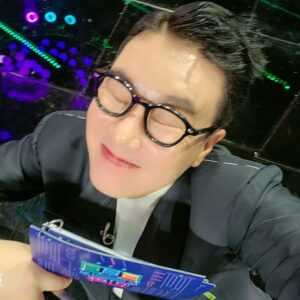 Lee Sang-min Instagram - 트로트의민족! 설특집!! 아뵤오~~~ 2월11일 12일 탁형팀과 매치! MBC 탁형은 ~  #탁재훈 !!!!